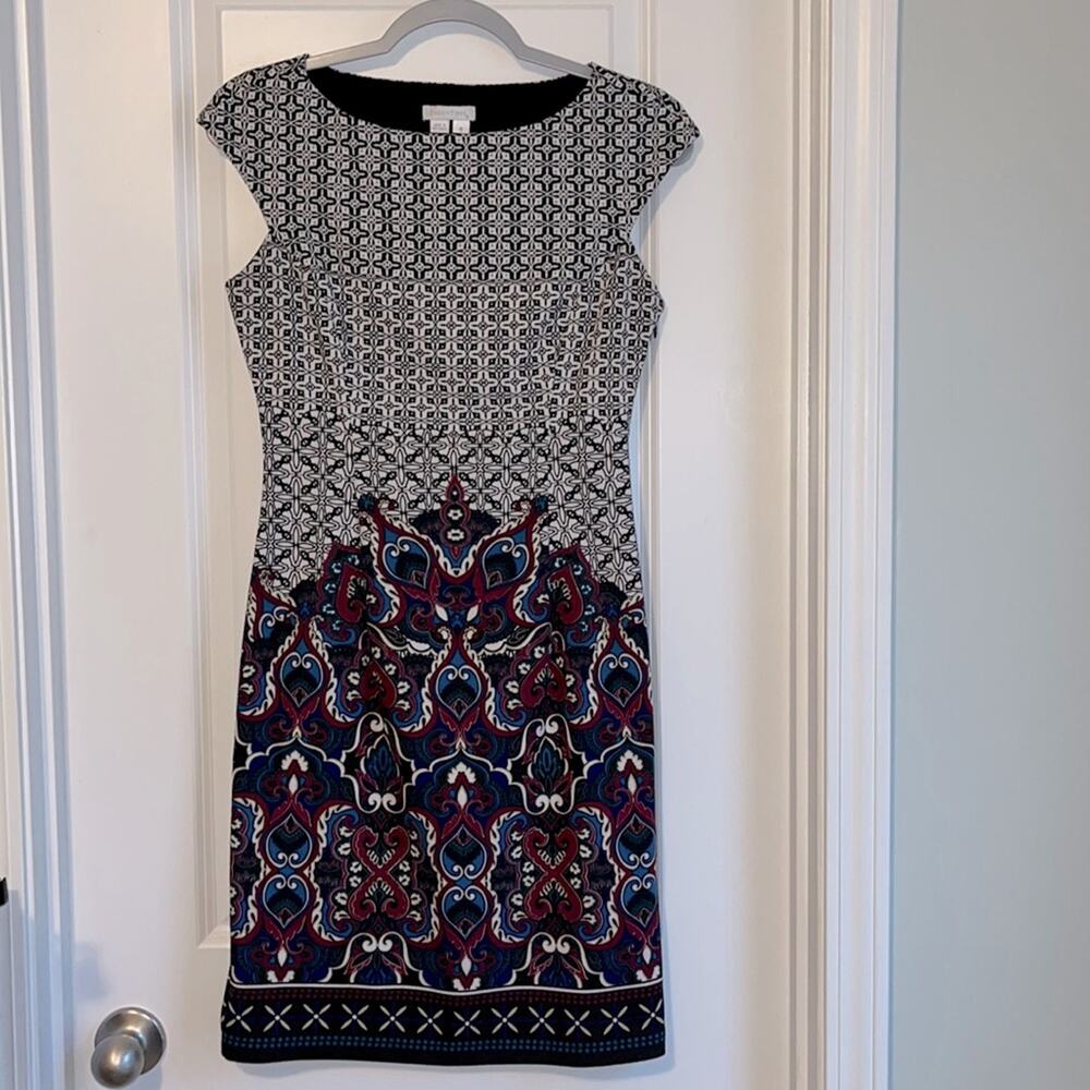 ⚡️ 3 for $30 ⚡️ London Times Scroll/Geometric Print Dress